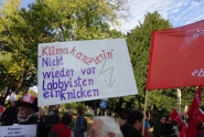Demo zur Weltklimakonferenz in Bonn